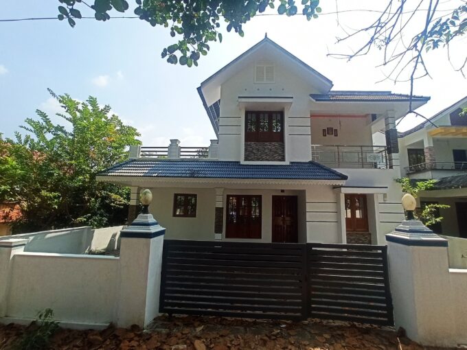 🏡 House for Sale in Kanakkary, Kottayam
