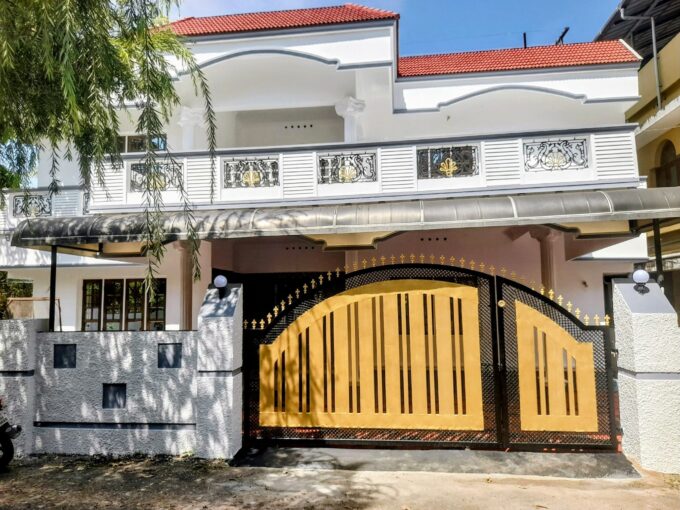 Semi-Furnished House for Sale in Kakkanad, Ernakulam